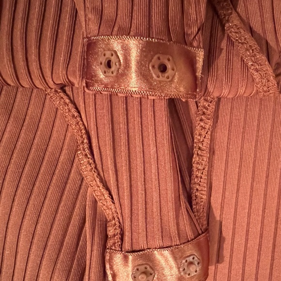 H&M large Rust Orange Ribbed One Piece bodysuit, EUC, one piece, casual - Picture 5 of 8